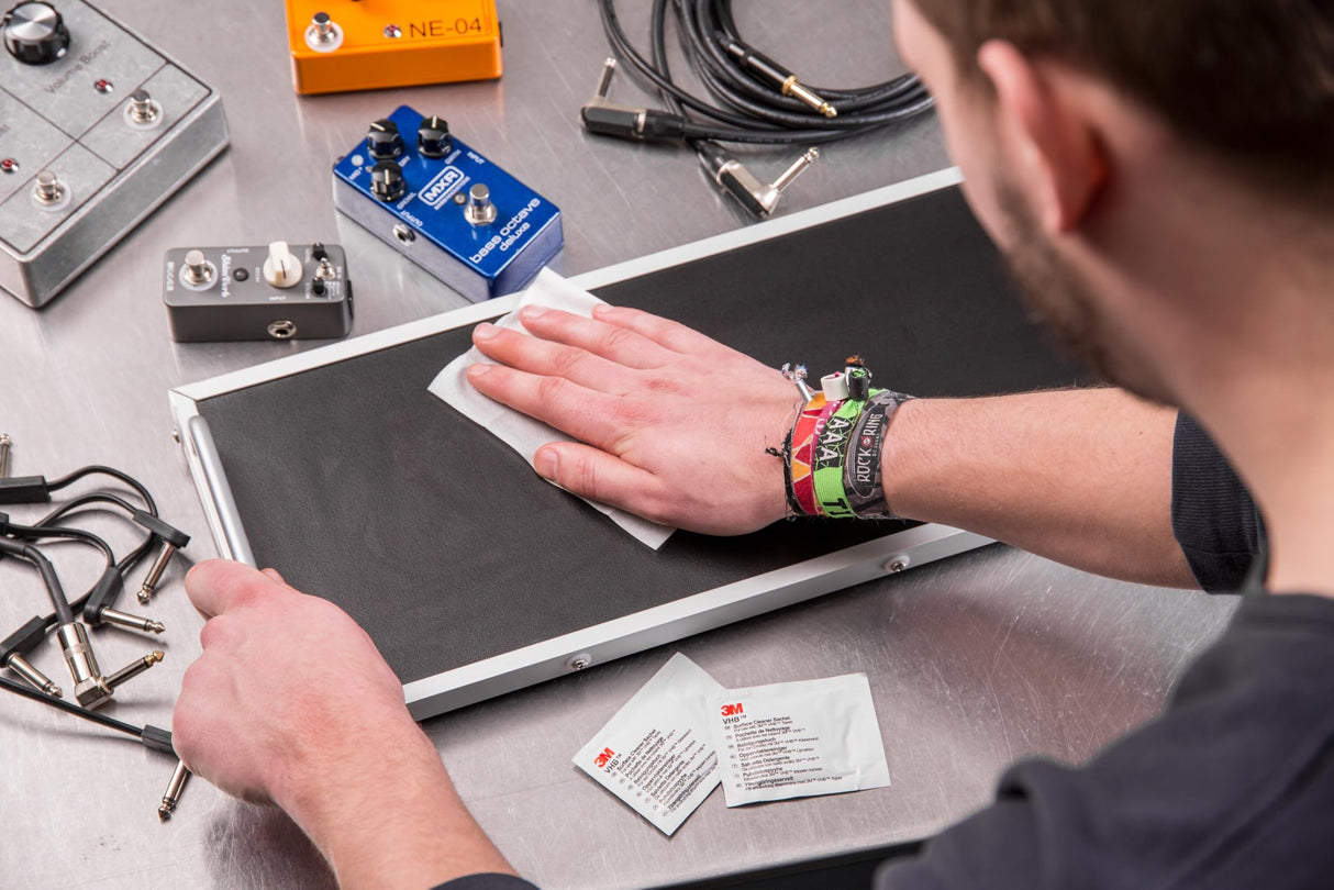 3M Dual Lock SJ354D Sistemas de cierre reposicionable - Se une bien a numerosos plásticos como polipropileno o polietileno y pinturas críticas, 25 mm x 10 m, negro, 5.7 mm, 1 unidad