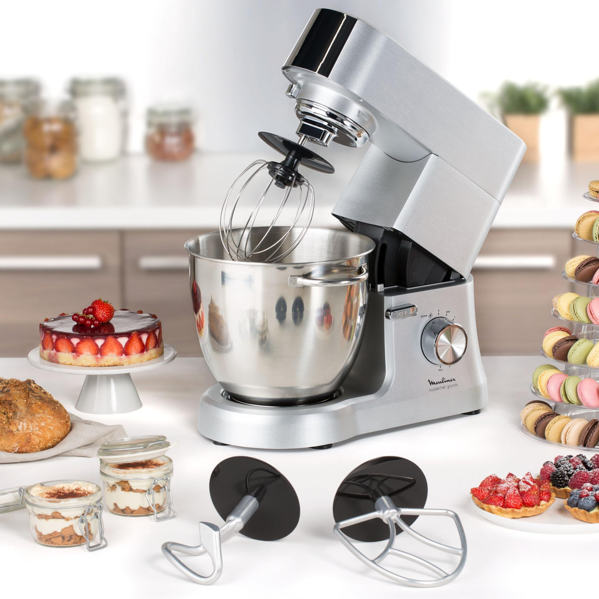 Moulinex Masterchef QA810D01 - Robot de cocina y repostería profesional 1500 W con kit de masas metálico, bol XL de 6,7 L, 4 posibilidades de accesoríos compatibles, de acero inoxidable