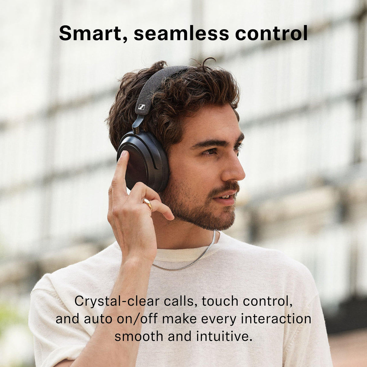 Sennheiser MOMENTUM 4 - Auriculares inalámbricos edición especial, Bluetooth para llamadas nítidas con cancelación de ruido adaptativa, duración de la batería de 60 horas, sonido personalizable, negro