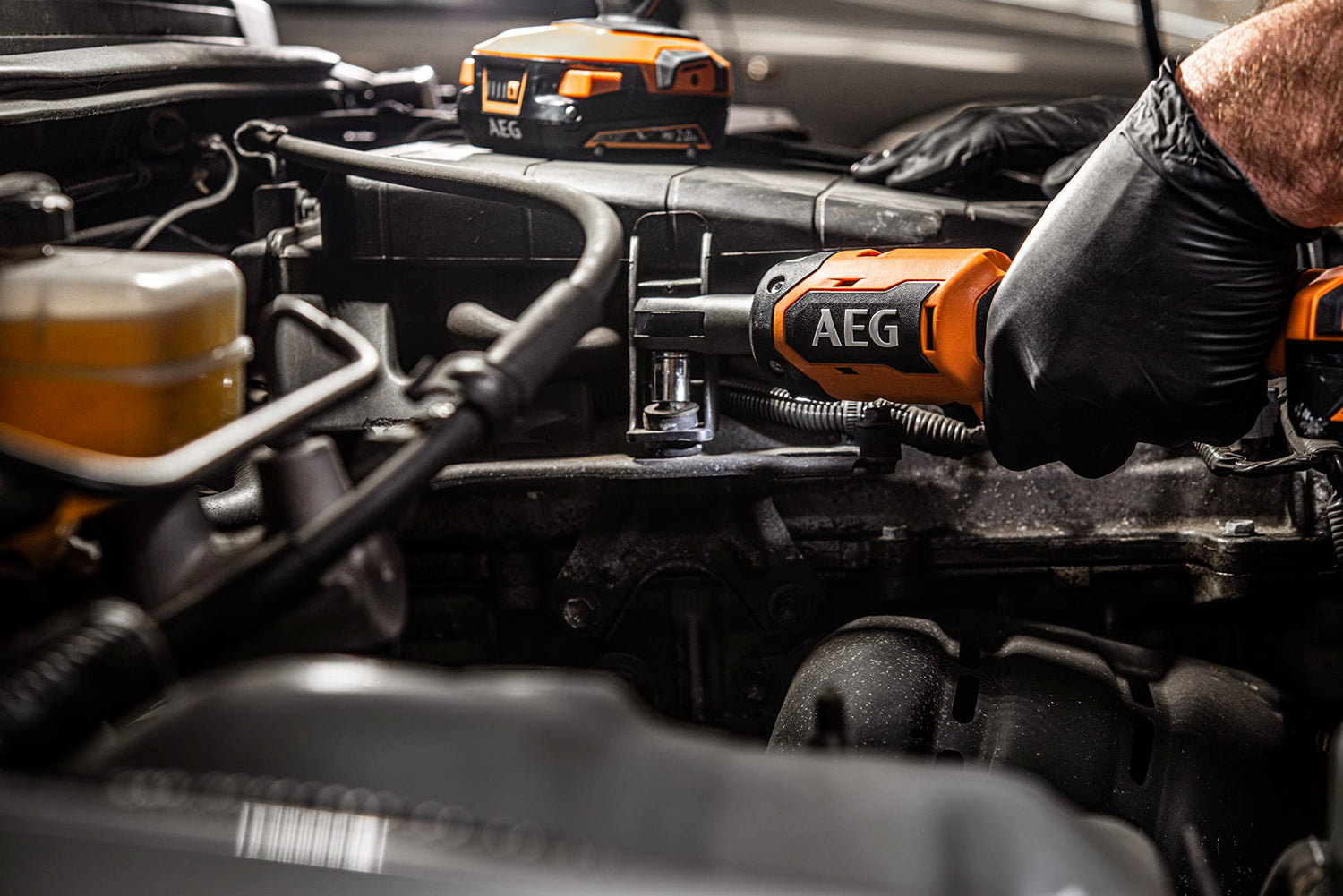 AEG - Llave de trinquete 18 V BRUSHLESS, 61 Nm, 0 a 340 rpm, recepción cuadrada de 1/4 ' (sin bat. ni cargador) - BSS18R14BL-0