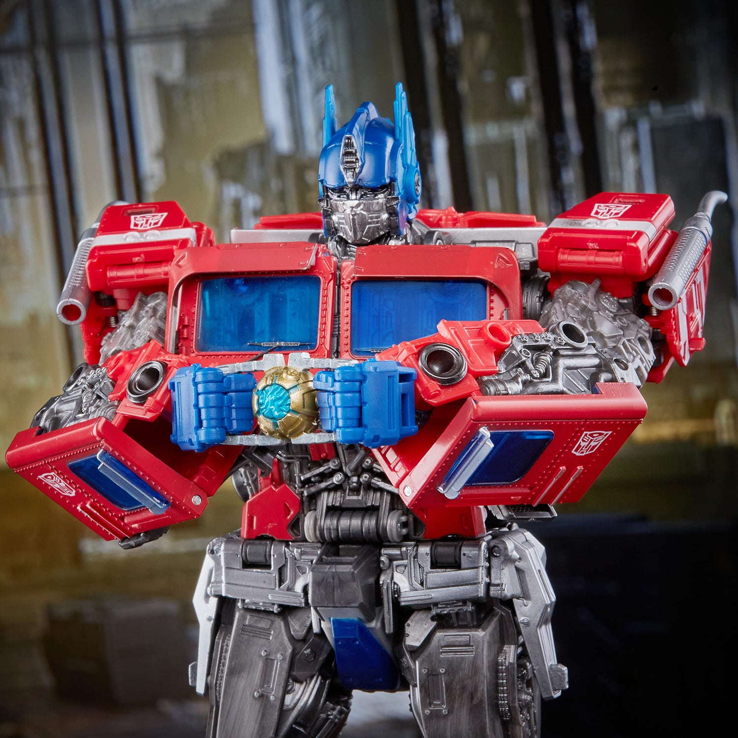 Transformers Movie Masterpiece Series MPM-12 Optimus Prime - Figura Coleccionable de película Bumblebee, 28 cm, Multicolor