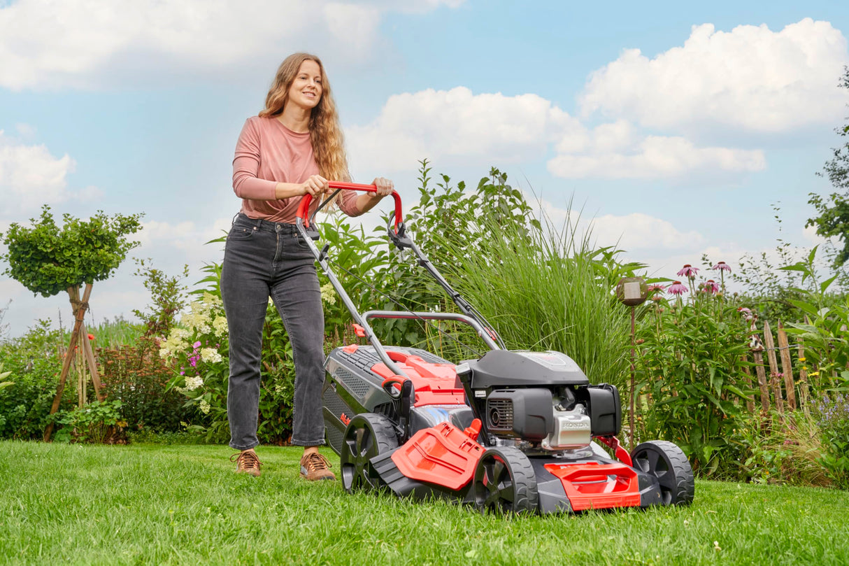 AL-KO Cortacésped de Gasolina Premium 474 SP-H, Ancho de Corte de 46 cm, Potencia de Motor de 3,2 kW, tracción Trasera de 1 Marcha, función 4INONE, para Superficies de césped de hasta 1400 m²