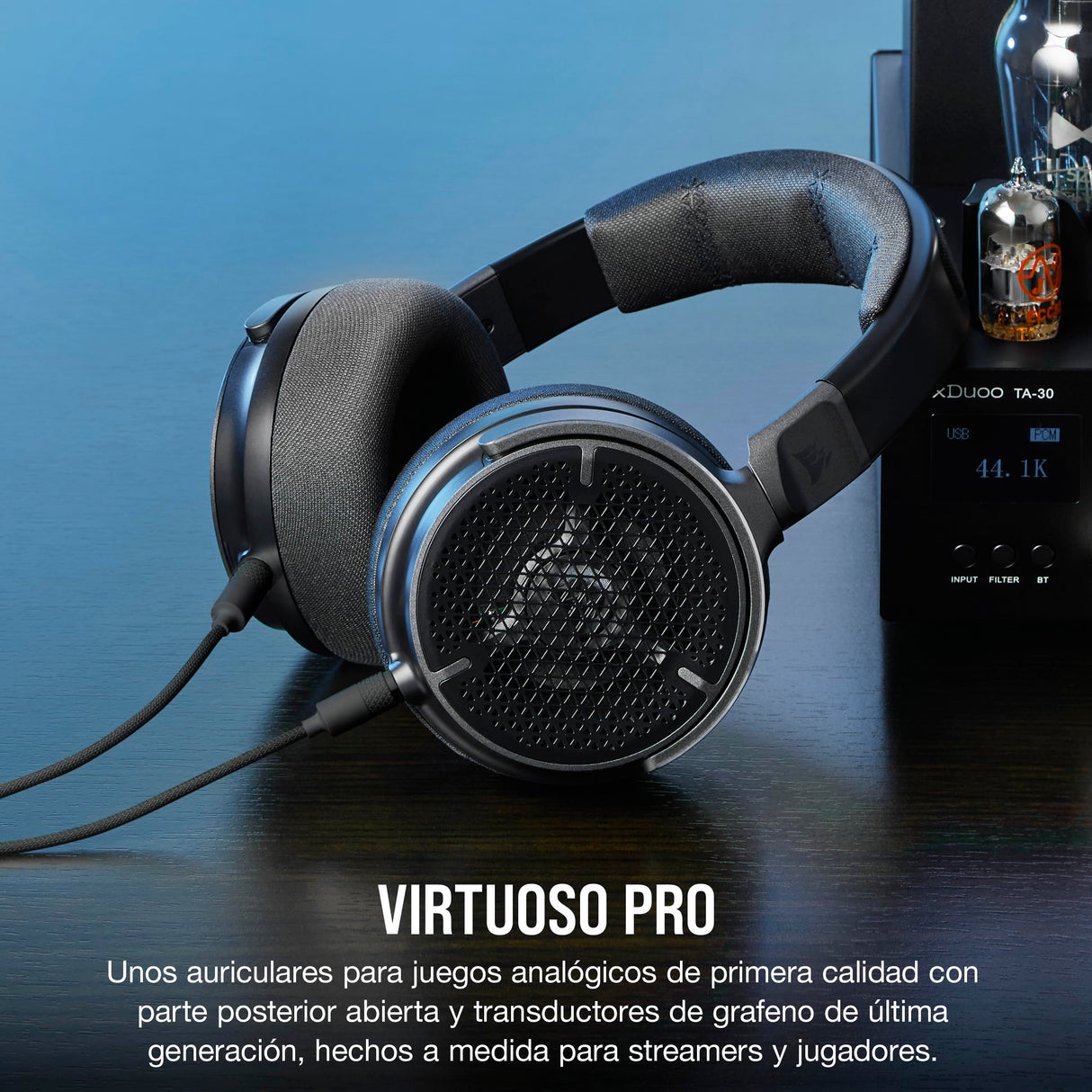 Corsair VIRTUOSO PRO Auriculares con Cable para Juegos Multiplataforma de Espalda Abierta - Micrófono Desmontable - Controladores Grafeno - PC, Mac, PS5, PS4, Xbox, Nintendo Switch, Móvil - Carbono