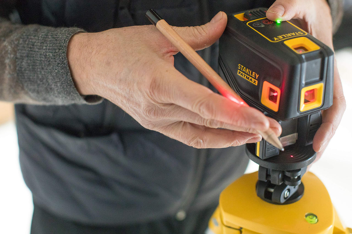 STANLEY FMHT1-77413 - Nivel laser de 5 puntos – Rojo. 30 metros ±3mm/m