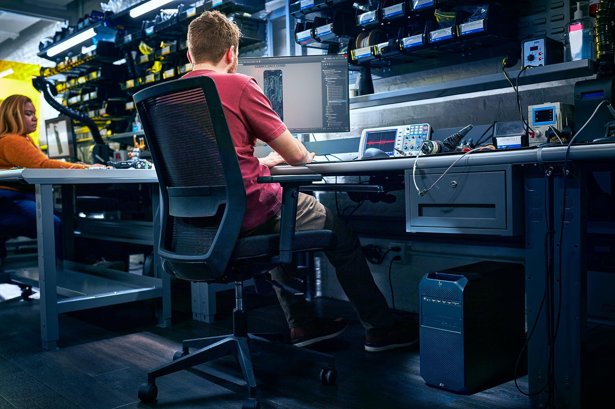 HP Z4 G5 Workstation (5E8E9EA) (Schwarz, Windows 11 Pro 64-bit)