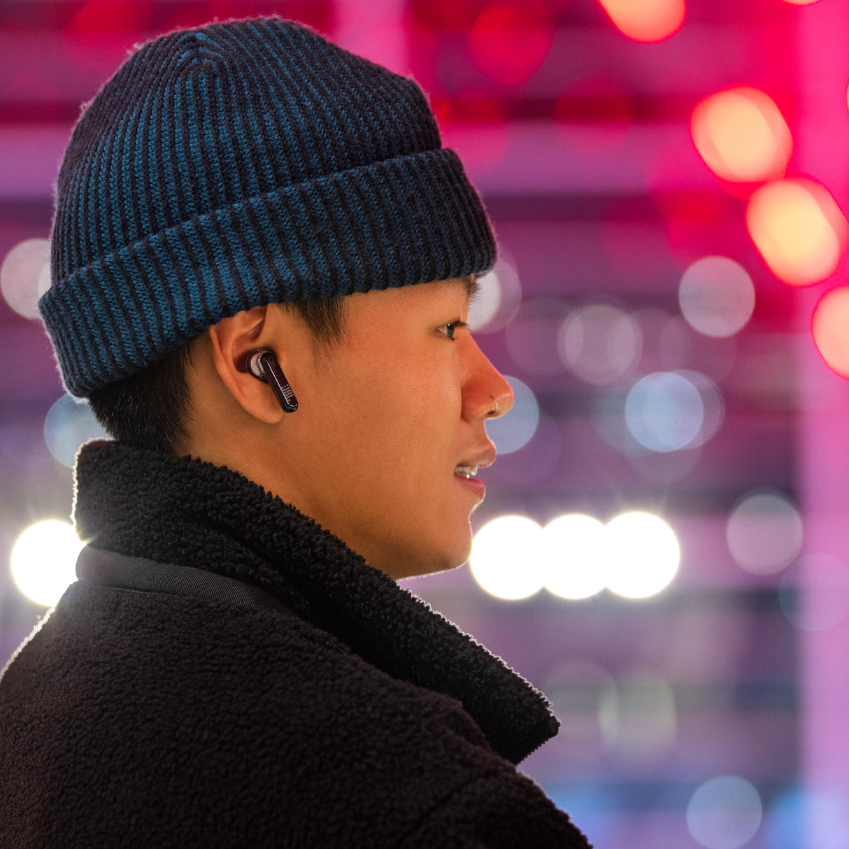 JBL Tune Flex Ghost, Auriculares In-Ear inalámbricos con cancelación de ruido adaptativa, Bluetooth, resistente al agua y al sudor IPX4, aplicación JBL Headphones y 32 horas de batería, purple ghost