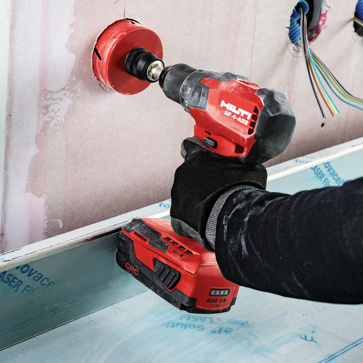 Hilti 2136393 Batería B 22/2.6 de Ion Litio (Compatible con Herramientas de 18V y 22V y Cargadores C4/36. Rápido Tiempo de Carga 35 min. Compacta y Ligera con Carcasa Reforzada Peso: 0.49 kg)