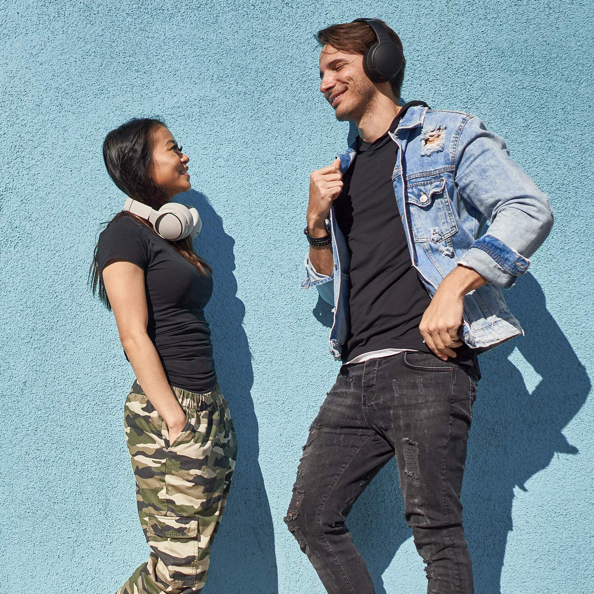 Panasonic RB-M300BE-K Auriculares Inalámbricos Bluetooth, Control por Voz, XBS Potenciador de Bajos, Cable de 1,2 m, Duración de la Batería de Hasta 50 h, Negro