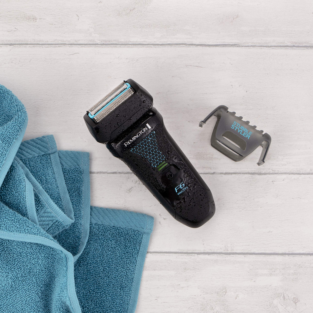 Remington Afeitadora de Láminas F6 Style Aqua - Máquina de Afeitar Inalámbrica, Láminas Flexibles Dobles Independientes, Cabezal Pivotante, Cortapatillas, 60 min Autonomía, Resistente al Agua - F6000