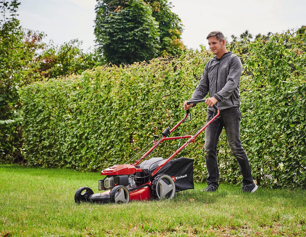 Einhell Cortacésped de Gasolina GC-PM 46 S HW-E (2 kW, 1 Cilindro, Motor de 4 Tiempos, hasta 1400 m², función de Arranque eléctrico, tracción Trasera desconectable, Bolsa de Hierba de 65 l)