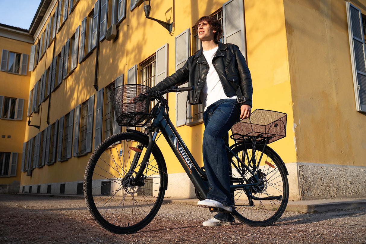 Nilox C1, Ebike Cargo Light, Capacidad Cargo 15 kg Delante y 25 kg Detrás, Autonomía hasta 55 km, Motor BAFANG 250 W, Sensor de Par, Batería 10 Ah 360 Wh, Caja de Cambios SHIMANO de 6 Velocidades