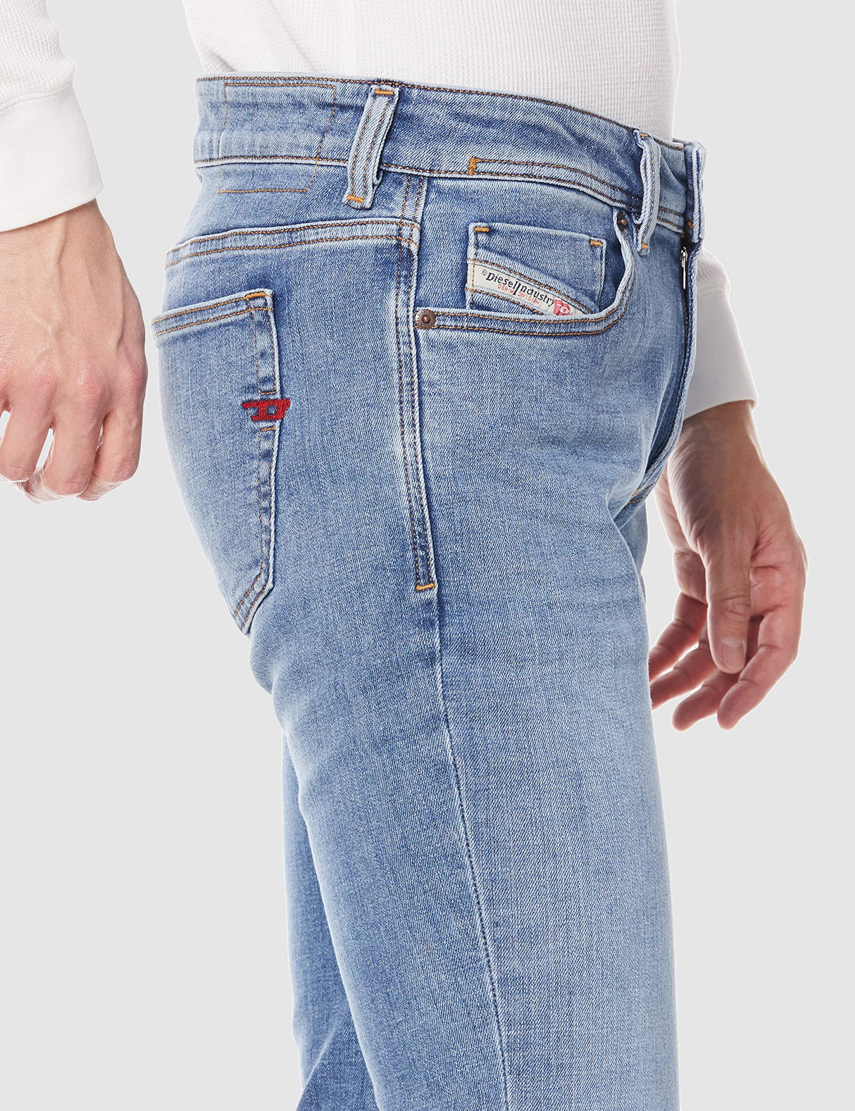 Diesel 1979 Sleenker L.32 Pantaloni Denim DSL Men, Color 01, Talla 31