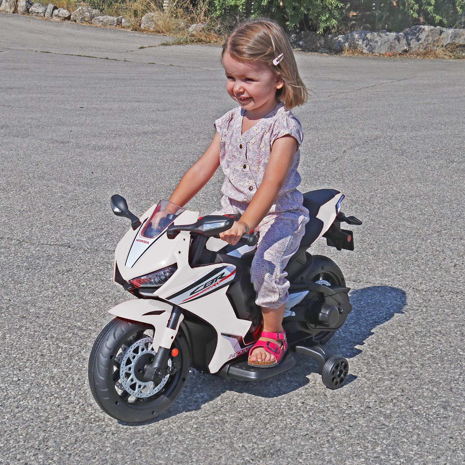TURBO CHALLENGE - Honda CBR1000RR - Portador Eléctrico - 119178 - Moto - Blanco - Listo para Rodar - Máximo 30Kg - Plástico - Baterías Recargables - A Partir de 3 años