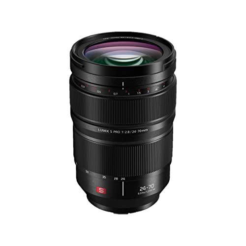 Panasonic Lumix S Pro 24-70mm f/2.8
