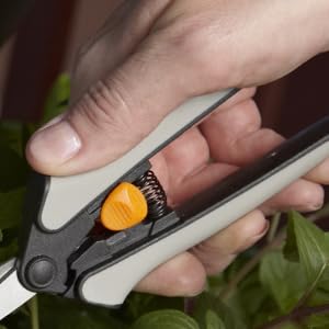 Fiskars Juego de 15 tijeras de podar de micropuntas, cuchillas de acero inoxidable de precisión, asas de agarre suave para cortar y dar forma a plantas pequeñas
