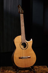 ORTEGA Ben Woods Signature Guitar Clavijero invertido Nylon 6 Cuerdas y funda Ben Woods Fishman-ORTEGA Clasica Blend System con salida XLRFLAMETAL-TWO