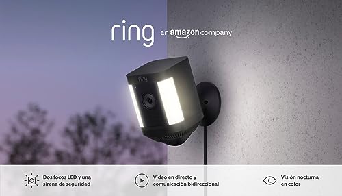 Ring Cámara Plus con luces y enchufe (Spotlight Cam Plus) | Cámara de vigilancia exterior wifi con vídeo HD 1080p, comunicación bidireccional, visión nocturna y focos LED | 30 días gratis de Ring Home