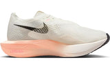 NIKE Vaporfly 3, Sneaker Hombre, Sail Black Crimson Tint Guayaba Ice, 43 EU