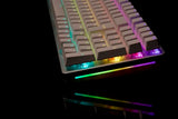 Glorious Gaming GMMK 2 Full Size (96%) - Teclado gaming mecánico, carcasa de aluminio, personalizable, keycaps dobles, switches Glorious Fox, RGB, distribuciones QWERTY estadounidense - Blanco