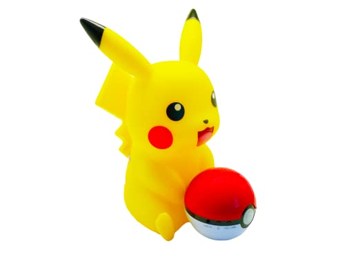 TEKNOFUN - Licencia Oficial Pokemon - Figura Luminosa Pikachu Poké Ball - Altavoz inalámbrico - LED - 2 Modos de iluminación - USB/microUSB (Cable suministrado) - AUX Jack 3,5 mm - 811382