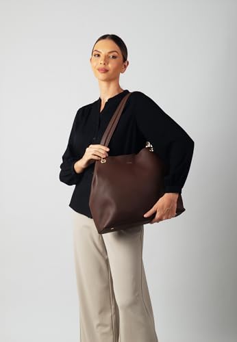 Carlheim, Gotland Genuine Leather collection, Stella Genuine Leather Handbag (Brown)