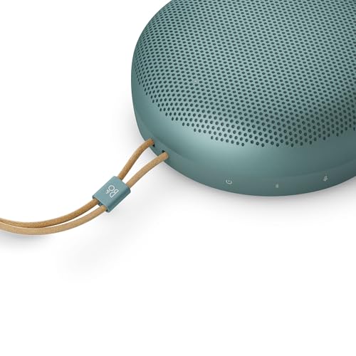 Bang & Olufsen Beosound A1 (3ª Generación) Altavoz Bluetooth Portátil Impermeable con 3 Micrófonos, Certificado C2C - Eucalyptus Green