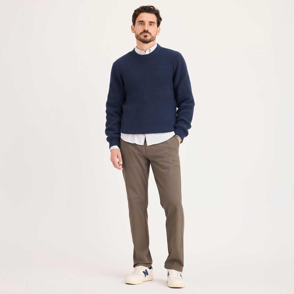 Dockers Ultimate 360 Chino Slim Pantalones, marrón, 32W / 30L Hombres