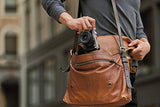 Sony Alpha 7 C - Cámara evil de fotograma completo (compacta y ligera, enfoque automático a tiempo real, 24.2 megapíxeles, sistema de estabilización de 5 ejes, batería de gran capacidad) negro