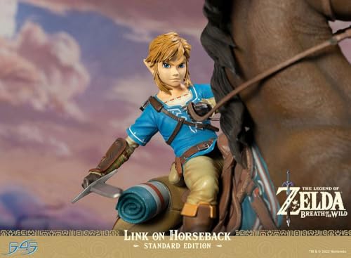 First4Figures - The Legend of Zelda: Breath of The Wild (Link On Horseback) Resin Statue