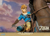 First4Figures - The Legend of Zelda: Breath of The Wild (Link On Horseback) Resin Statue