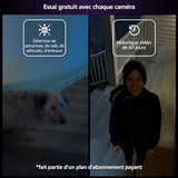 Philips Hue Secure Cámara de Video Vigilancia Inteligente con Base para Exteriores o Interiores, Versión con Cable, Full HD Video, Control de Seguridad e Iluminación en una Sola App, Blanco