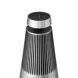 Bang & Olufsen Beosound 2 (3.ª Generación), Elegante y potente altavoz WiFi para el hogar con sonido envolvente de 360 grados, de pie o para estantería, Natural