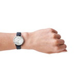 Emporio Armani Reloj de mujer, movimiento de dos manecillas, caja de acero inoxidable plateado de 32 mm con correa de piel, AR11095, Azul marino y blanco roto