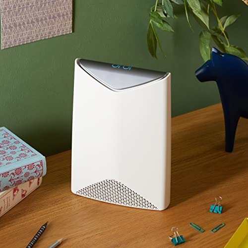 NETGEAR Orbi Pro Tri-Band Mesh WiFi System (SRK60) - Router & Extender reemplazo Cubre hasta 5.000 pies Cuadrados, Paquete de 2, Router de Velocidad de 3Gbps y 1 satélite, Blanco