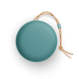 Bang & Olufsen Beosound A1 (3ª Generación) Altavoz Bluetooth Portátil Impermeable con 3 Micrófonos, Certificado C2C - Eucalyptus Green