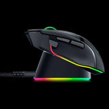 Razer Mouse Dock Pro & Charging Puck - Base de carga inalámbrica magnética & módulo para ratones compatibles, Hyperspeed 4K, iluminación 8 RGB Chroma) - Negro