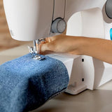 Cecotec Máquina de Coser, Compacta y Portátil, 15 Puntadas, Principiantes, BelleCouture 1500, Ojal manual en 4 tiempos, Ojalador regulable, Tensión del hilo ajustable y Kit de Accesorios