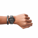 Armani Exchange Reloj Hombre, Movimiento Fecha Cuarzo Tres Agujas y Caja 46mm con Pulsera Acero Inoxidable