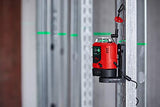 Leica Lino L6G: Nivel láser de línea de 3x360 grados con batería Li-Ion, cargador, adaptador magnético innovador y soporte para pared en una carcasa (láser verde, alcance de trabajo: 35 m)