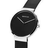 BERING 14539-102 Reloj de cuarzo unisex con caja de acero inoxidable plateado de 39 mm y esfera negra, correa milanesa, cristal de zafiro y resistencia al agua de 5 ATM