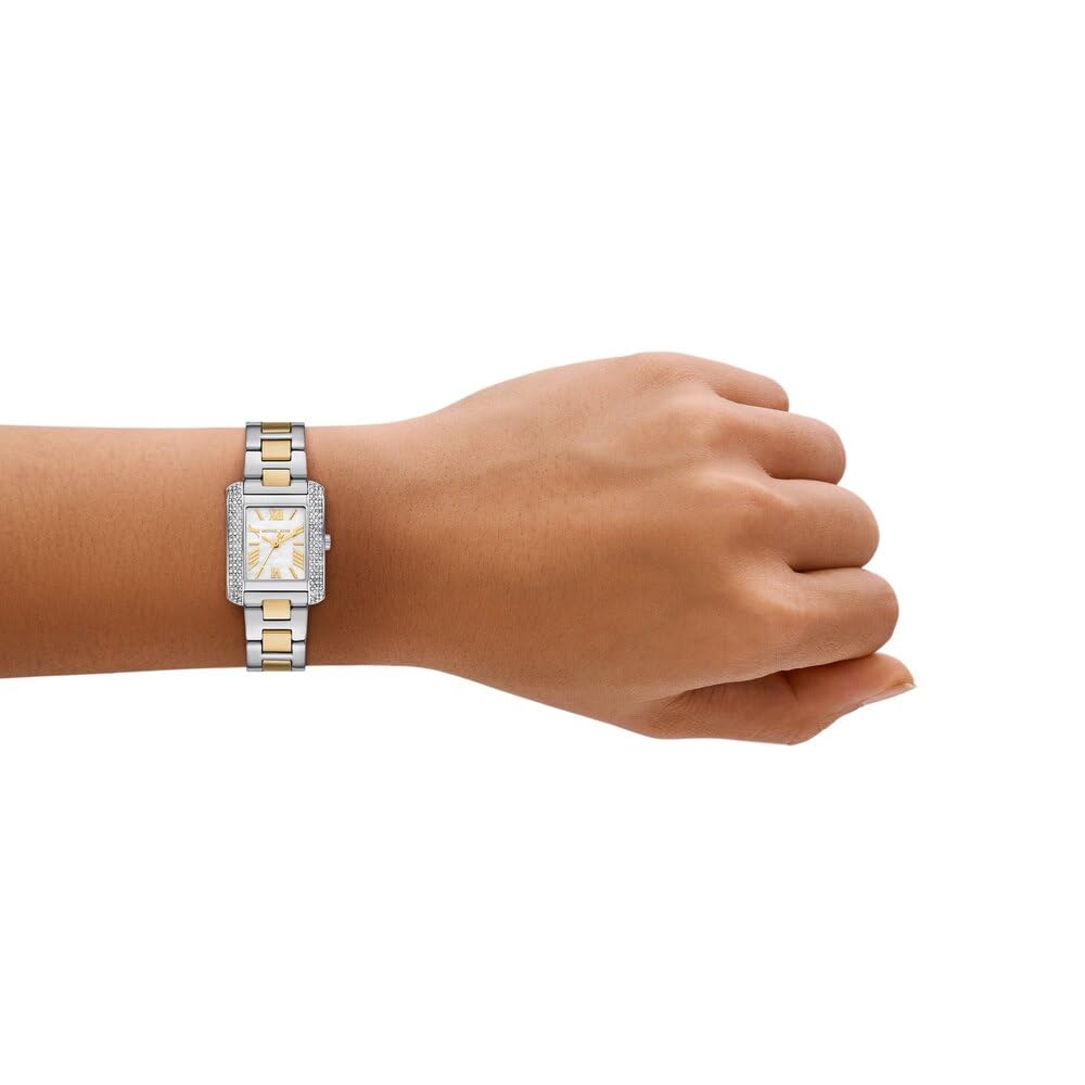 Michael Kors Reloj Emery para Mujer, Movimiento de Cuarzo a Tres Agujas con Correa de Acero Inoxidable, 22 mm, Tono Oro y Plata