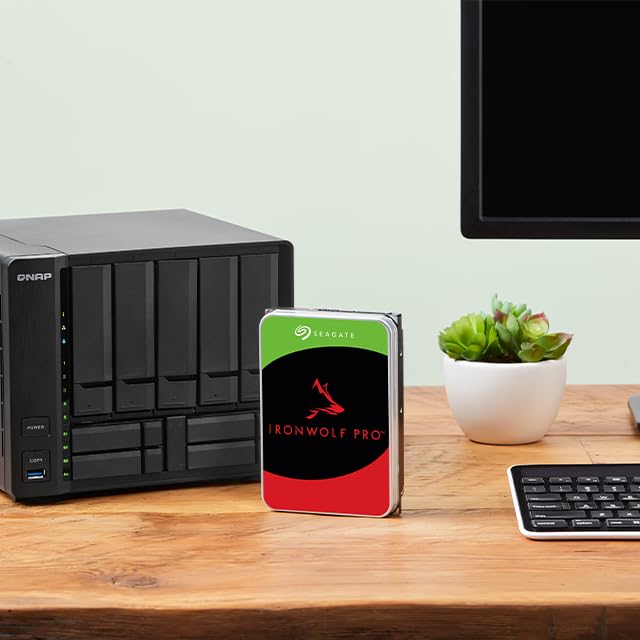 Seagate IronWolf Pro 28TB, Enterprise HDD NAS Interno, CMR, SATA a 6 GB/s, 7200 RPM, caché de 512 MB, Data Rescue Service (ST28000NTZ00)