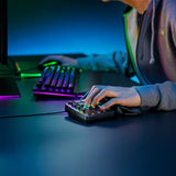 Razer Tartarus Pro - Teclado de Interruptor Óptico Analógico (Actuación Ajustable, 32 Teclas Programables, 8 Perfiles de Alternancia Rápida, Rapid Trigger) Negro