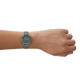 Skagen Signatur Lille Reloj para Mujer, Movimiento de cuarzo a dos agujas en tono plateado con correa de acero inoxidable o piel, 30 mm, Carbón Y Gris
