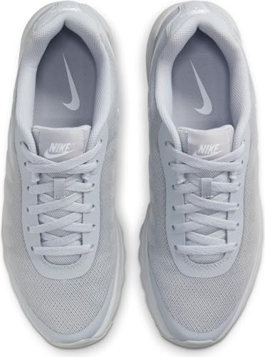 Nike Air Max Invigor, Zapatillas Hombre, Gris (Wolf Grey/White 005), 42.5 EU