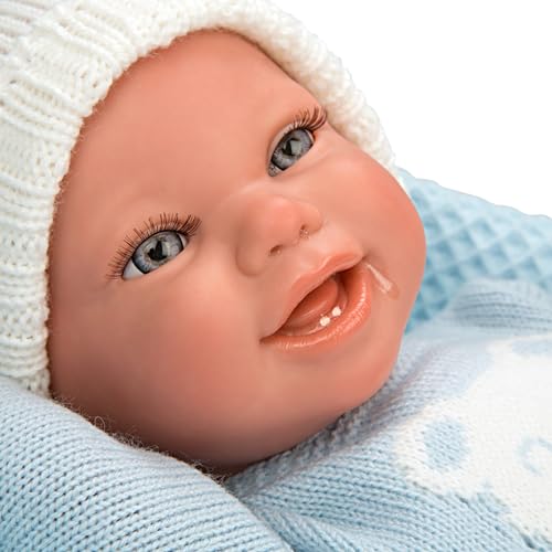 ARIAS - Muñeco Reborn Paulo de 40 cm, con ropita Azul a Rayas y Manta a Juego, bebé recién Nacido con Cuerpo de Vinyl, Accesorios Chupete y chupetero, Juguete para niños Desde +3 años (ARI98148)