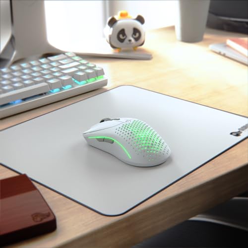 Glorious Gaming Model O 2 Wireless Ratón gaming inalámbrico - Híbrido 2,4 GHz y Bluetooth, 68g superligero, gran batería, sensor PPP 26K, RGB, ambidiestro, 6 botones, deslizadores de PTFE - Blanco