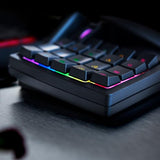 Razer Tartarus V2 - Gaming Keypad con Swtich Mecha-Membrane, Teclado para Juegos, USB, Alámbrico, Tamaño Único, Color Negro