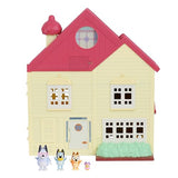 Bluey Ultimate Lights & Sounds Playhouse & Toy Box, a partir de 3 años, Figuras de 2.5-3 Pulgadas, Incluye 29 accesorios, 1 hoja de calcomanías (Moose Toys 17388)