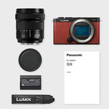 Panasonic Lumix DC-S9KE-R Cámara Vlogs, Puerta Abierta Fotograma Completo Sin Espejo, 24,2 MP, 6K/4K, PDAF 779, Estabilización Imagen, Angulo Libre, WiFi 5 GHz, Rojo Carmesí, Lente 20-60 mm (Zoom x3)